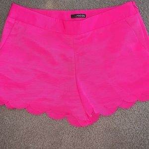 NEW Express Hot Pink Scalloped Shorts
